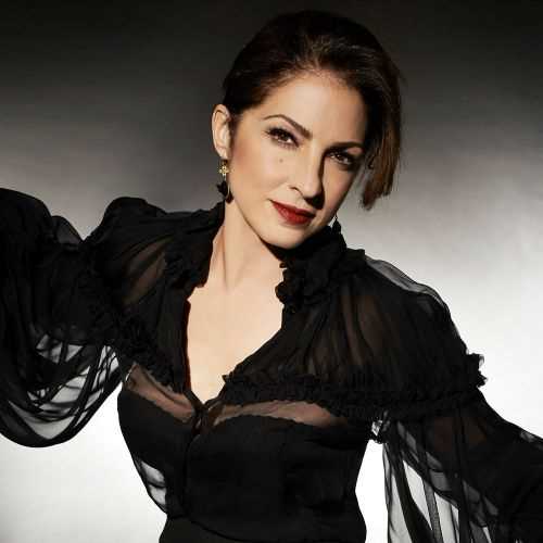 Gloria Estefan, Overcoming Adversity Speaker